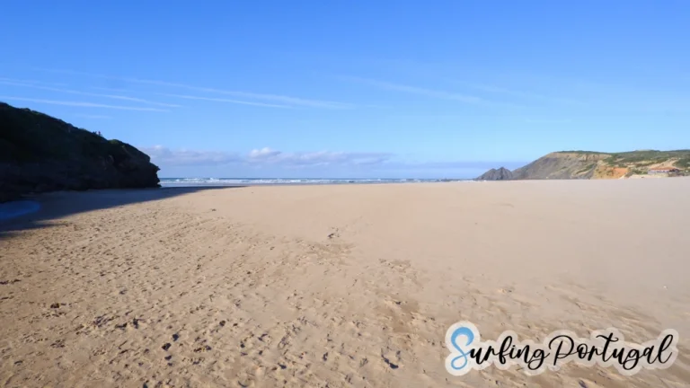 Huge sand banks and river sandbanks at Amoreira beach