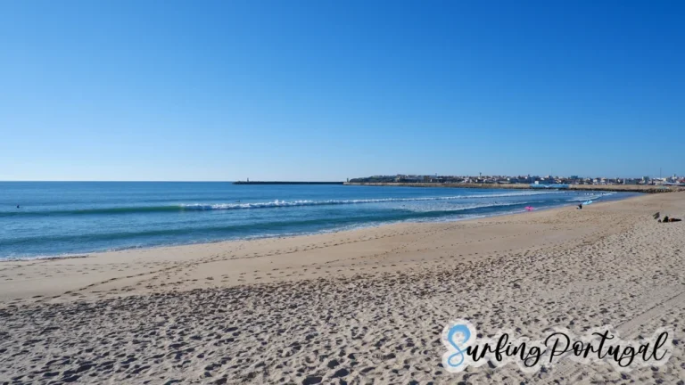 Panoramic view of Molhe leste surf spot