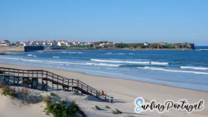 Peniche praia do Cerro with the town of Peniche in the background