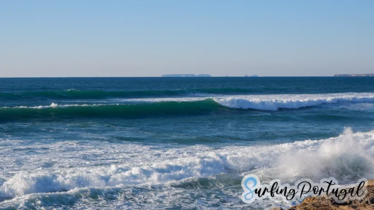 Detail of the waves at Areia Branca