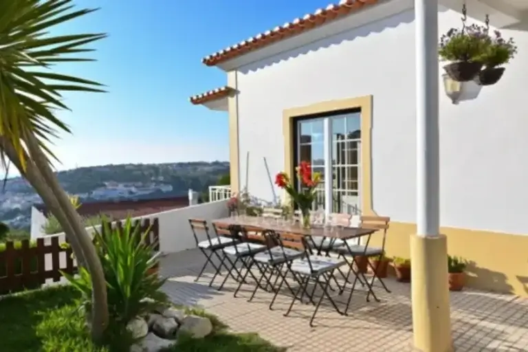 Villa dos irmaos patio 2